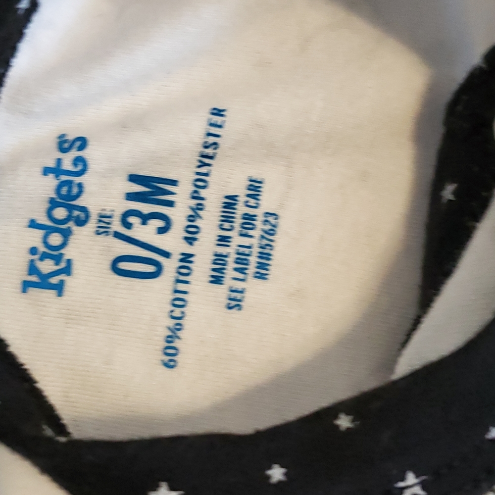 Onsie - Picture 4 of 4
